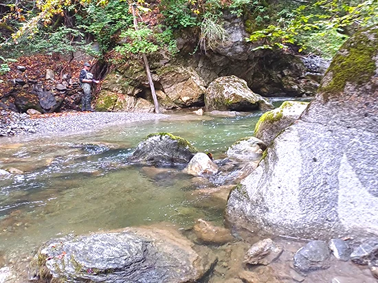 stage peche truite mouche nymphe leurres appats naturels sur le foron haute savoie